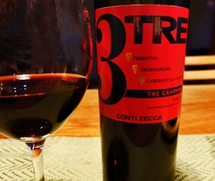 Rượu Vang Ý Conti Zecca Tre Grappoli