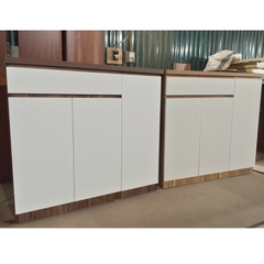 Tủ giày gỗ công nghiệp 0.8m cánh trắng viền vàng