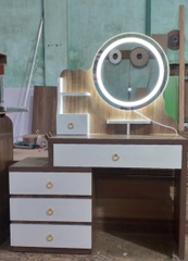 Bàn trang điểm thông minh gương đèn led màu óc chó 4902