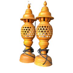 Đèn thờ gỗ Hương