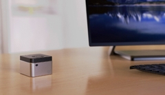 Đây là chiếc PC 4K siêu nhỏ, đặt vừa lòng bàn tay có giá khoảng 3,5 triệu đồng