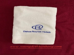 Khăn tắm khách sạn thêu logo (mẫu 2)