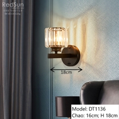Đèn tường chao trụ thân đen DT1136