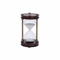 Đồng hồ cát kim loại màu đồng Kirkland's Tarnished Bronze Metal Hourglass