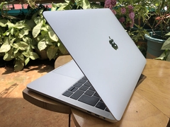 Macbook Pro 13 2018 i5|8GB|512GB Touchbar