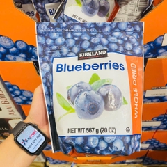 Việt quất sấy khô Kirkland Signature whole dried blueberries 567g