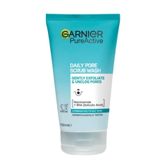 Sữa rửa mặt làm sạch sâu lỗ chân lông Garnier Skin Naturals Pure Deep Pore Wash