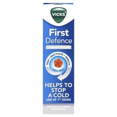 Xịt mũi phòng ngừa cảm cúm Vicks First Defence Nasal Spray