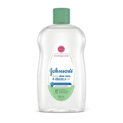 Dầu dưỡng ẩm cho bé Johnson's Baby Oil with Aloe Vera & Vitamin E