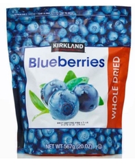 Việt quất sấy khô Kirkland Signature whole dried blueberries 567g