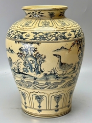 Bình thiên nga cao 33cm gốm Chu Đậu kẻ vàng 24k