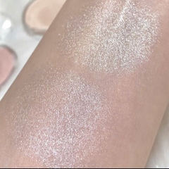 Canmake Munyutto Highlighter