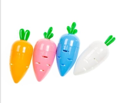 Gọt bút chì củ cải , carot - 2016