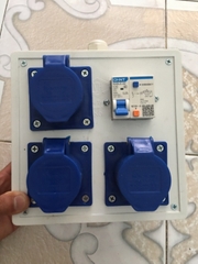 Hộp nguồn thi công nhựa 1 pha 3x16a di động ip44