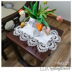 Khăn trải bàn màu trắng VƯỜN XƯA vân Hoa Hướng Dương KBSF