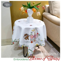 Khăn trải bàn góc, khăn vuông thêu hình Chú thỏ & Giỏ Hoa Mùa Xuân