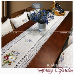 Khăn trải giữa bàn, khăn runner thêu hình hoa hồng hoa cúc VƯỜN XƯA, KBSG-R