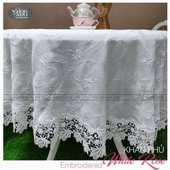 Khăn trải bàn màu trắng (Khăn phủ đàn piano), thêu Hoa Hồng VƯỜN XƯA, KBWR-E