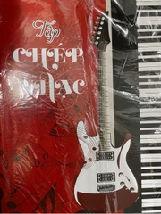 Tập chép nhạc mỏng