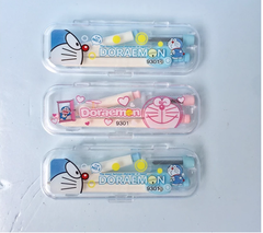 COMPA CHÌ KIM BẤM DORAEMON 9301 - 2 MÀU