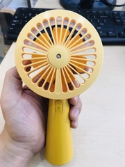 Quạt sạc cầm tay phun sương KD166