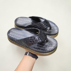 Dép kẹp đế Doctor 4.5cm nâng tầm Phong thái. Da cá sấu trơn mềm!