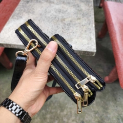 Túi đeo ngực nhỏ gọn Thiết 3 khóa nhiều ngăn. Gù gia cá sấu rất đẹp!
