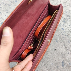 Cầm tay nữ kiêm túi đeo vai. Da bụng cá sấu siêu dễ thương!