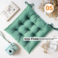 ĐỆM VUÔNG VẢI NHUNG 45CM - HÌNH 05