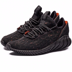 [BZ0330] K ADIDAS TUBULAR DOOM SOCK BLACK XENO DOT ORANGE