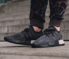 [AQ1248] M ADIDAS NMD R1 PRIMEKNIT BLACK GREY