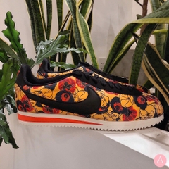 [AV1338-700] W NIKE CLASSIC CORTEZ LX 