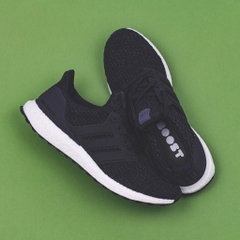 [CM8116] M ADIDAS ULTRABOOST 4.0 BLACK WHITE