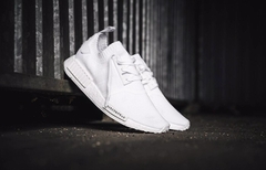 [BZ0221] M ADIDAS NMD R1 WHITE '' JAPAN BOOST ''