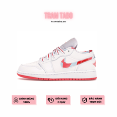 [554723-104] K NIKE AIR JORDAN 1 LOW TOPAZ MIST WHITE RED