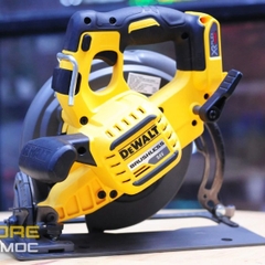 Máy cưa đĩa pin Dewalt DCS575T2-KR 54V