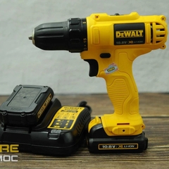Máy khoan vặn vít pin Dewalt DCD700C2 10.8V