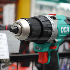Máy khoan pin 20V không chổi than DCA ADJZ06-13DM (1 pin 4 Ah)