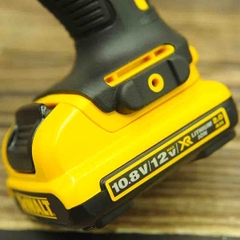 Máy bắn vít dùng pin 12V không than 1 pin 2ampe Dewalt DCF801D1