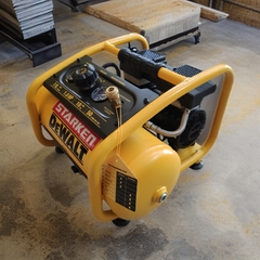 Máy nén khí Dewalt USA Model DXCM3301181