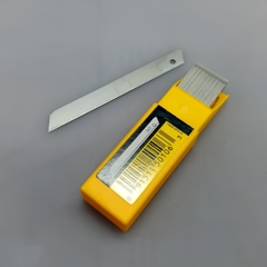 Hộp lưỡi dao thay thế 9mm ( không khía ) Olfa AB-SOL-50
