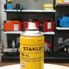 Dung dịch vệ sinh nội thất xe 450ml Stanley SXAULW-046