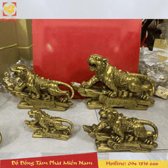 Tượng Hổ bằng đồng vàng oai phong lẫm liệt