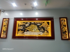 Tranh Thuận Buồm Xuôi Gió bằng đồng mạ tam khí vàng bạc đồng