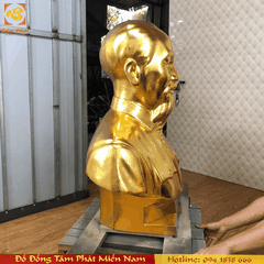 Tượng Bác Hồ bằng đồng đỏ nguyên chất dát vàng 9999 tại xưởng Tâm Phát