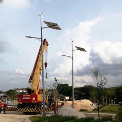 Bộ Đèn Đường Năng Lượng Mặt Trời Kết Hợp Với Tuabin Gió Công Suất 60W Mã SP ZSL-SW-60W