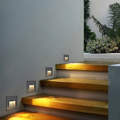Đèn LED Âm Cầu Thang Mặt Nồi Vuông - Dẫn Đường Đi Nội Thất