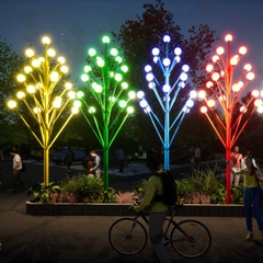 Đèn Cây Thông Cao 5M Với 21 Tay Đèn Quả Cầu D200 LED