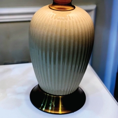 Đèn bàn thân sứ trắng 6203