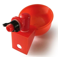 Máng cốc uống tự động cho gà gắn xô sơn.